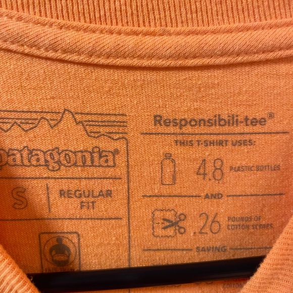 Men’s Lightweight Orange Patagonia Tee. - Picture 3 of 3
